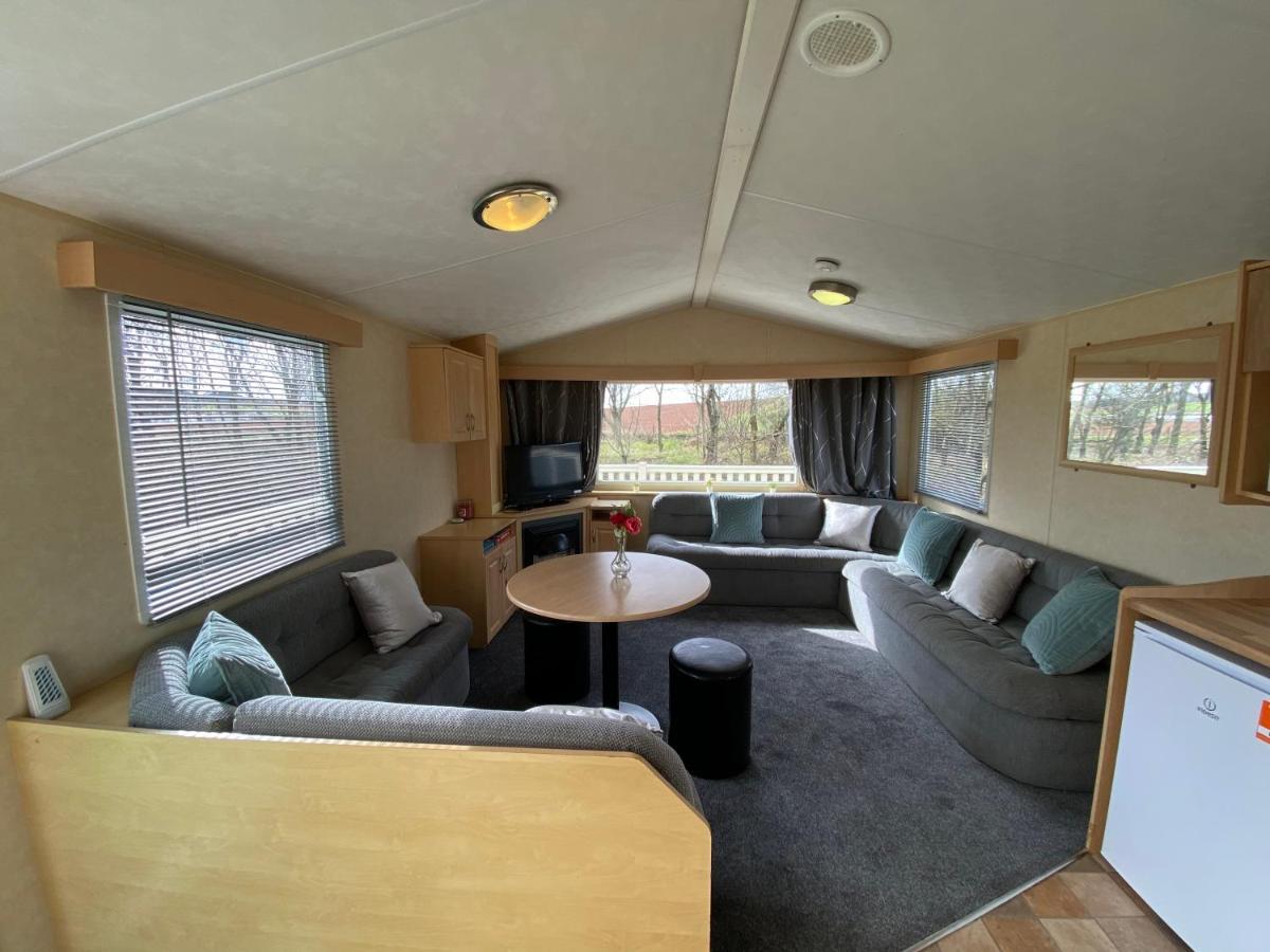 Violeta Turnberry Caravan Exterior photo